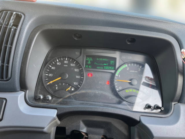 三菱ふそうキャンターアルミバン小型（2t・3t）[写真20]