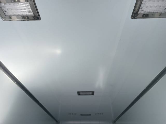 日野デュトロパネルバン小型（2t・3t）[写真10]