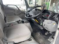 日野デュトロパネルバン小型（2t・3t）[写真34]