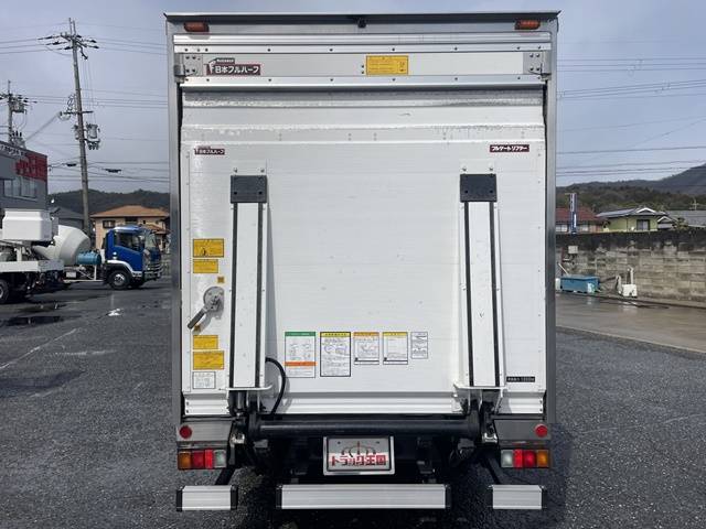 日野デュトロパネルバン小型（2t・3t）[写真08]