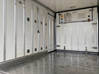 いすゞエルフ冷凍車（冷蔵車）小型（2t・3t）[写真13]