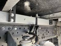 いすゞエルフ冷凍車（冷蔵車）小型（2t・3t）[写真23]