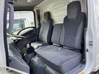 いすゞエルフ冷凍車（冷蔵車）小型（2t・3t）[写真31]