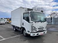 いすゞエルフ冷凍車（冷蔵車）小型（2t・3t）[写真03]