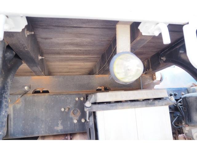 三菱ふそうファイタークレーン5段中型（4t）[写真23]