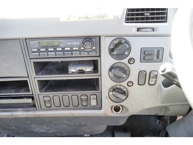 三菱ふそうファイタークレーン5段中型（4t）[写真38]