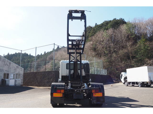 三菱ふそうスーパーグレートトレーラーヘッド（トラクターヘッド）大型（10t）[写真10]