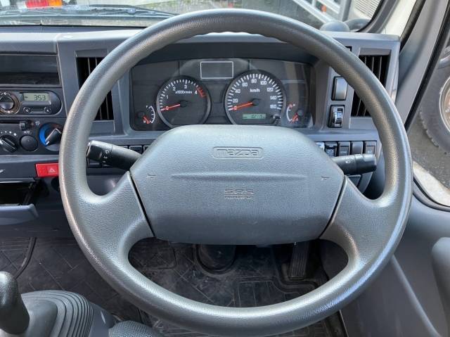 マツダタイタン平ボディ小型（2t・3t）[写真31]