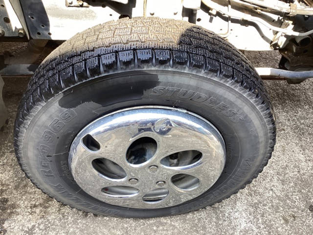 日産アトラス平ボディ小型（2t・3t）[写真12]