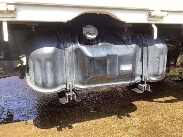 日産アトラス平ボディ小型（2t・3t）[写真15]