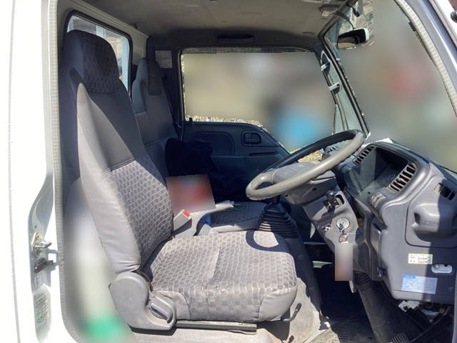 日産アトラス平ボディ小型（2t・3t）[写真26]