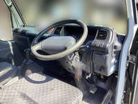 日産アトラス平ボディ小型（2t・3t）[写真27]