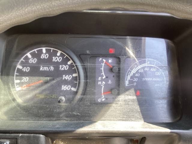 日産アトラス平ボディ小型（2t・3t）[写真32]