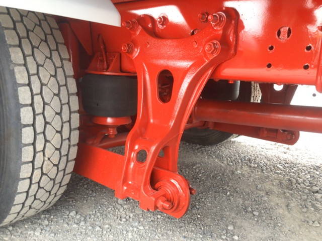 いすゞフォワード冷凍車（冷蔵車）中型（4t）[写真23]