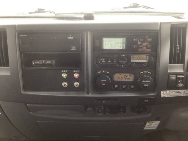 いすゞフォワード冷凍車（冷蔵車）中型（4t）[写真33]