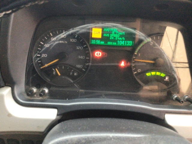 三菱ふそうキャンターダブルキャブ（Wキャブ）小型（2t・3t）[写真21]