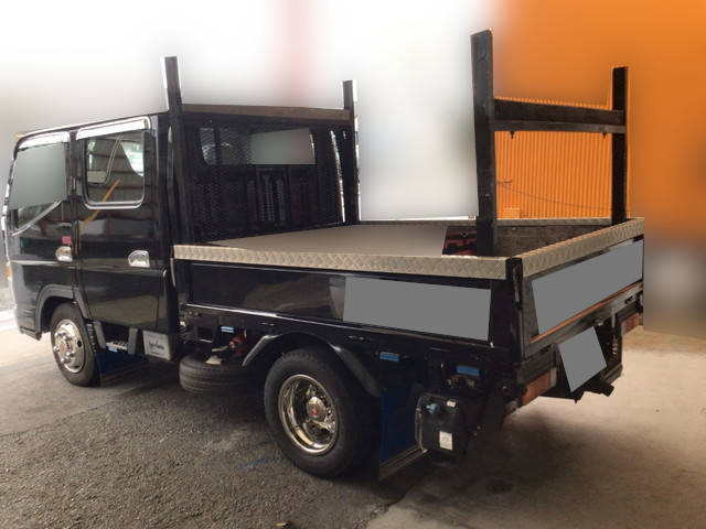 三菱ふそうキャンターダブルキャブ（Wキャブ）小型（2t・3t）[写真04]