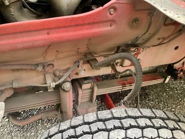 いすゞギガアルミウイング大型（10t）[写真16]