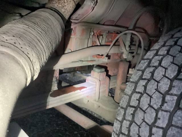 いすゞギガアルミウイング大型（10t）[写真20]