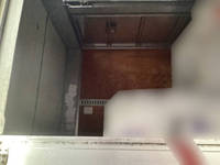 いすゞギガアルミウイング大型（10t）[写真06]