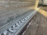 三菱ふそうファイターアルミウイング中型（4t）[写真11]