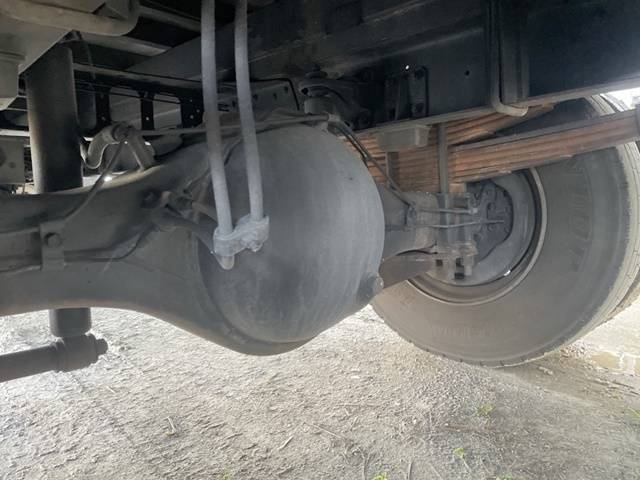 三菱ふそうファイターアルミウイング中型（4t）[写真22]