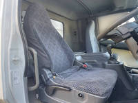 三菱ふそうファイターアルミウイング中型（4t）[写真31]