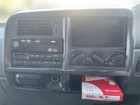 三菱ふそうファイターアルミウイング中型（4t）[写真35]