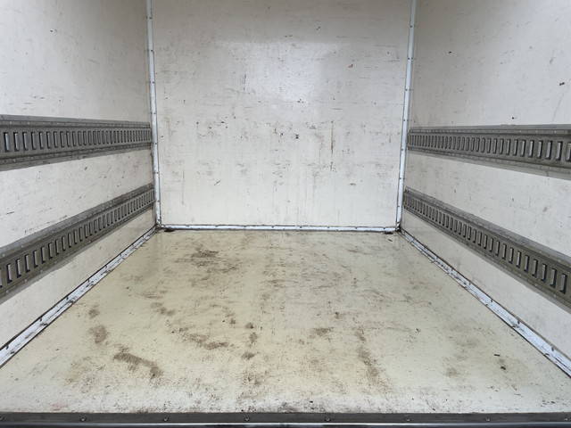 日野デュトロパネルバン小型（2t・3t）[写真10]