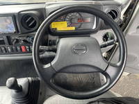 日野デュトロパネルバン小型（2t・3t）[写真28]