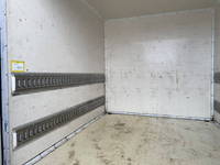 日野デュトロパネルバン小型（2t・3t）[写真09]