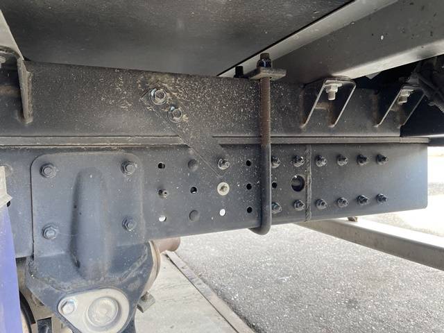 三菱ふそうキャンターパネルバン小型（2t・3t）[写真25]