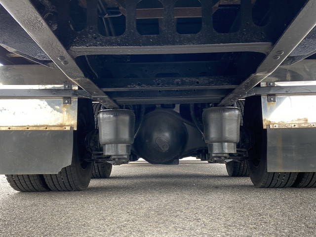 日野プロフィアセルフクレーン4段大型（10t）[写真26]