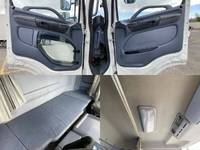 日野プロフィアセルフクレーン4段大型（10t）[写真29]