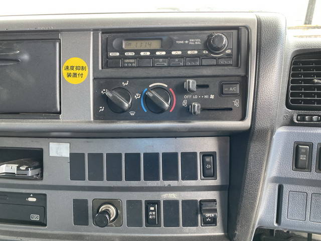 日野プロフィアセルフクレーン4段大型（10t）[写真36]