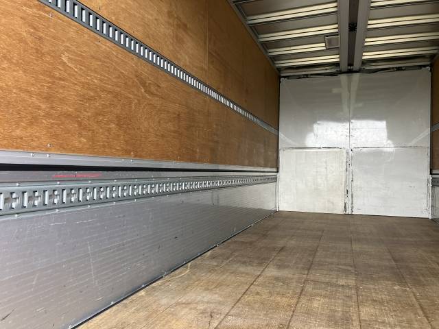 日野レンジャーアルミウイング中型（4t）[写真12]