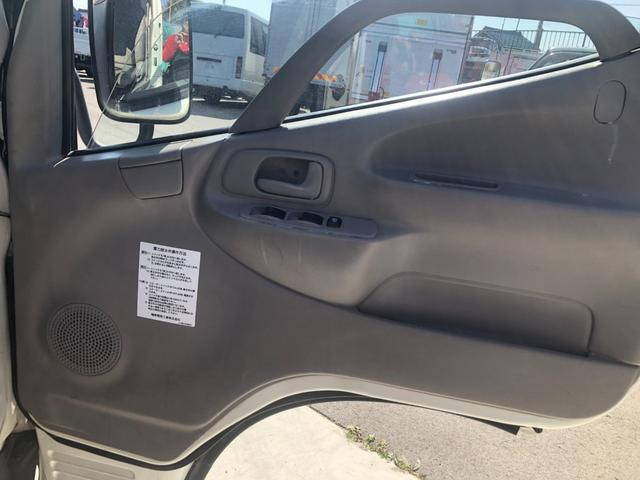 日野デュトロ散水車小型（2t・3t）[写真31]