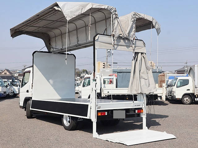 三菱ふそうキャンター幌ウイング小型（2t・3t）[写真02]