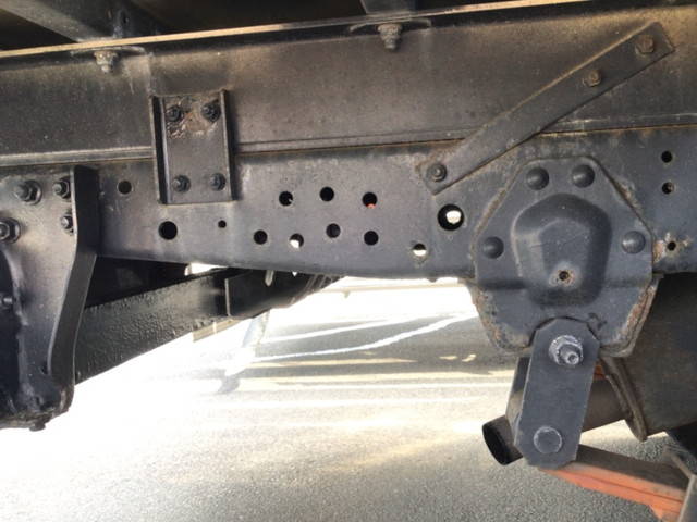 いすゞエルフ冷凍車（冷蔵車）小型（2t・3t）[写真14]