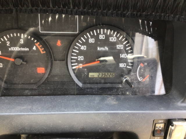 いすゞエルフ冷凍車（冷蔵車）小型（2t・3t）[写真21]