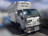 いすゞエルフ冷凍車（冷蔵車）小型（2t・3t）[写真03]