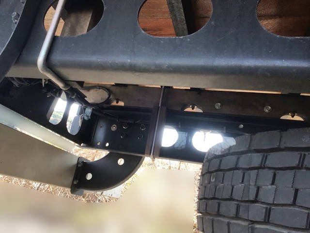 三菱ふそうファイタークレーン5段中型（4t）[写真14]