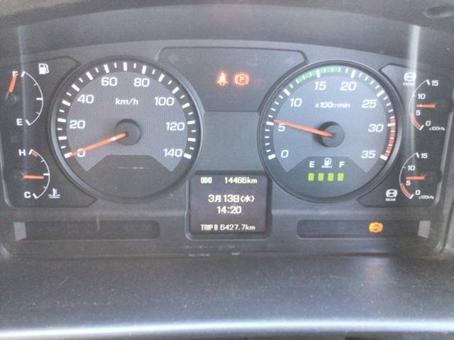 三菱ふそうファイタークレーン5段中型（4t）[写真29]