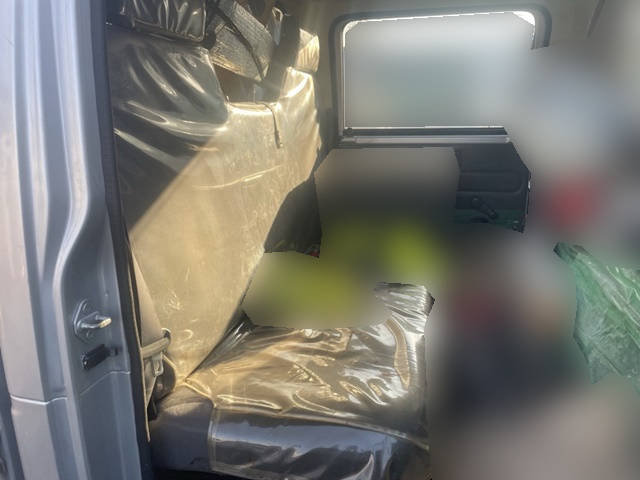 いすゞエルフダブルキャブ（Wキャブ）小型（2t・3t）[写真27]