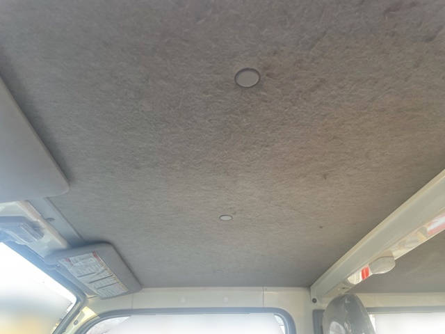 いすゞエルフダブルキャブ（Wキャブ）小型（2t・3t）[写真33]