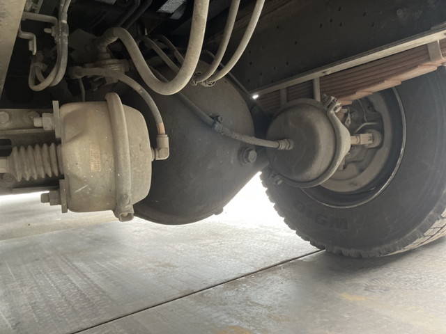 いすゞフォワードコンテナ専用車増トン（6t・8t）[写真19]