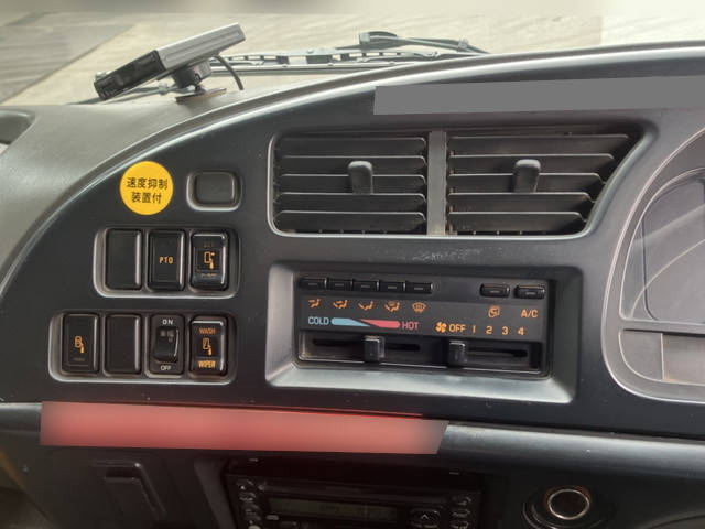 いすゞフォワードコンテナ専用車増トン（6t・8t）[写真31]