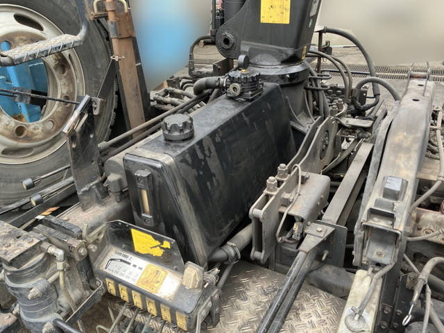 いすゞフォワードコンテナ専用車増トン（6t・8t）[写真09]