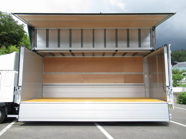 日野レンジャーアルミウイング中型（4t）[写真13]