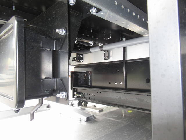 日野レンジャーアルミウイング中型（4t）[写真27]